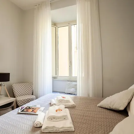 Eighty Four Rooms-3