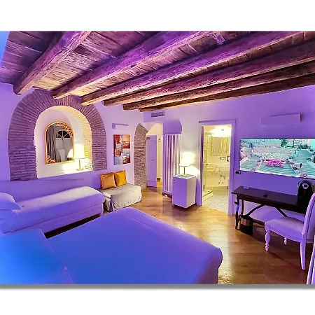 Maison Spagna Suites-2