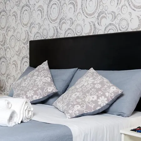 Arie Romane Guesthouse-2