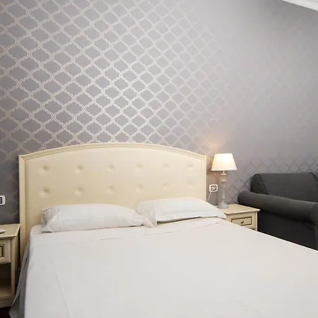 Piccolo Di Piazza Di Spagna Suites-2