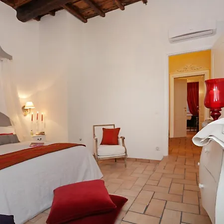 Madonna De' Monti Suites-2