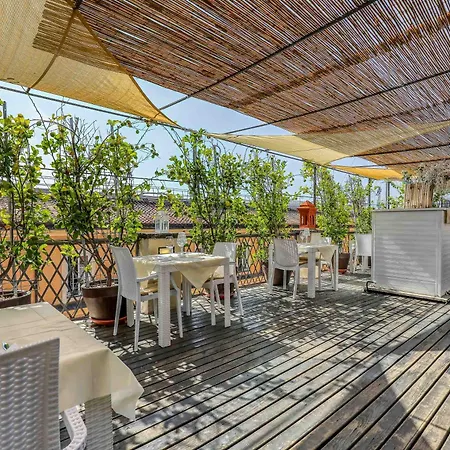 Spagna Dream Suites-2