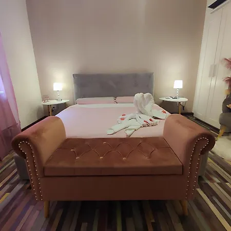 Romamor Suite-3