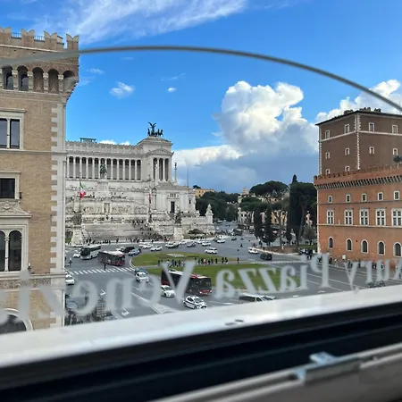 Piazza Venezia Luxury Suite-2