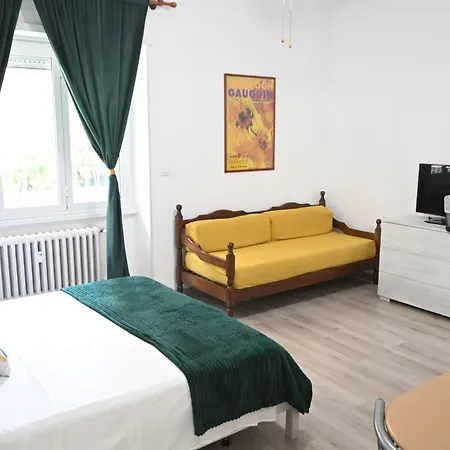 Appia Antica Guest House-2