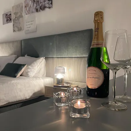 B&B Domus Teano Luxury Rooms-3
