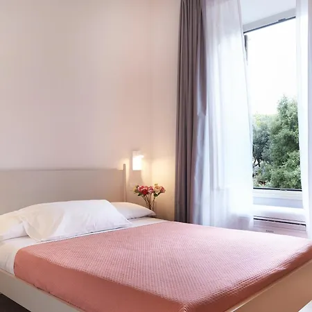 Roi Hotel-2