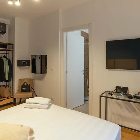 Essence Collection Hotel-2
