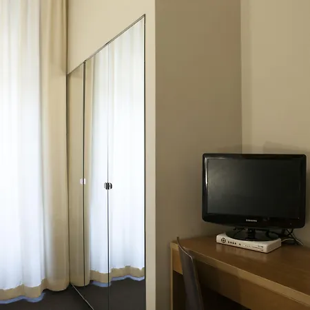 Hotel Terminal-3