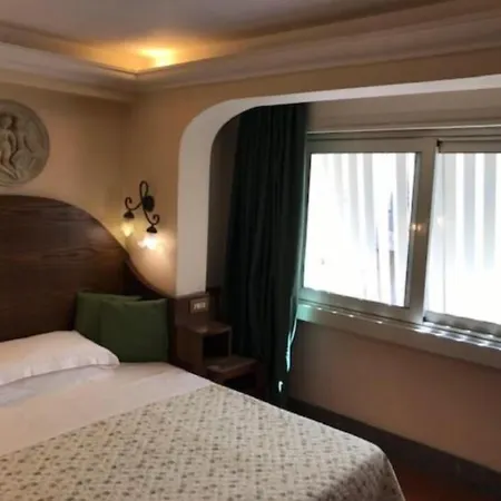 Hotel Okapi-3