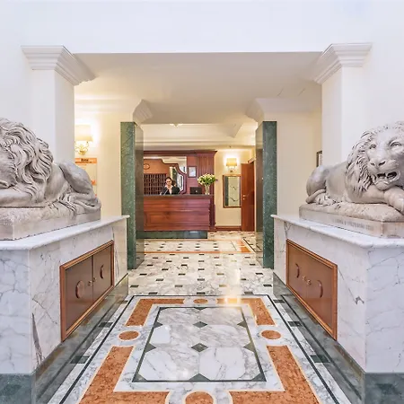 Raeli Hotel Regio-2
