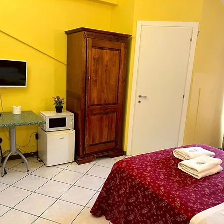 Fanti Rooms-2