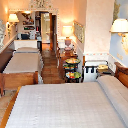 Hotel Barrett-3