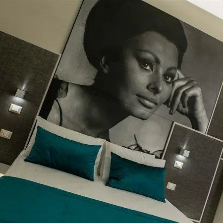 Via Veneto Luxury Suites-3