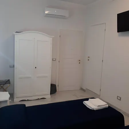 Royal Rooms-3