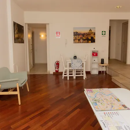 Aurelio Deluxe Rooms-2