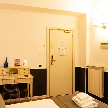 Capitolium Rooms-3