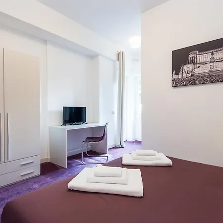 Guesthouse Park Pines-2