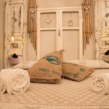Mancini Shabby House-2