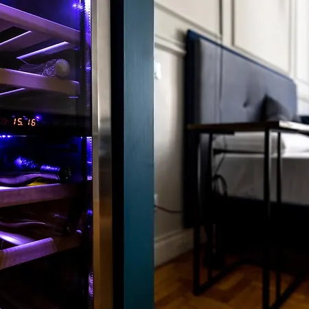 Blue Inn Luxury Suites-3