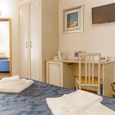 Best Suites Pantheon-2