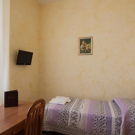 Ostello Villa Monte Mario-3