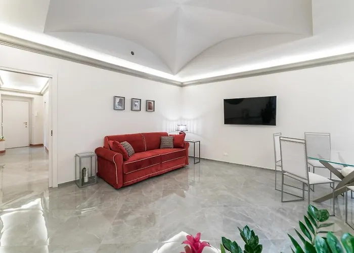 Bmga L Viapaola43 Palace Rome