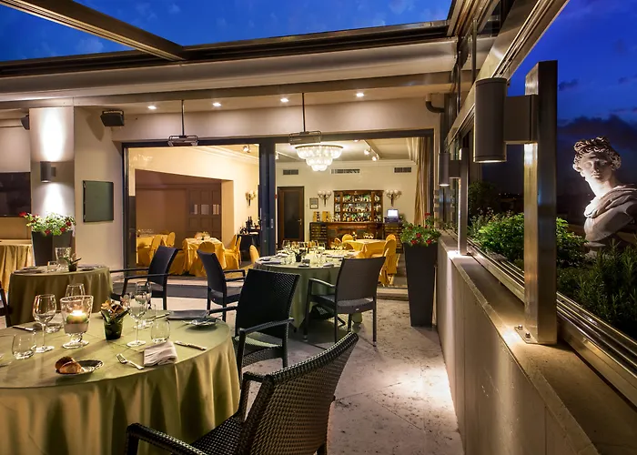 Hotels in Rome ItalySavoy