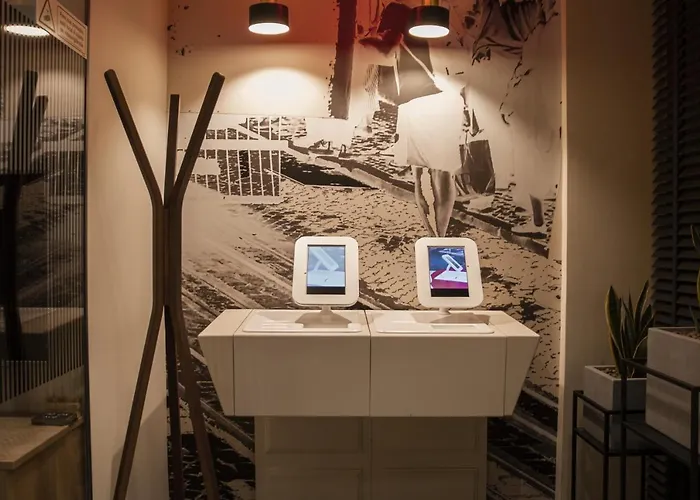 Room Select Via Veneto Rome