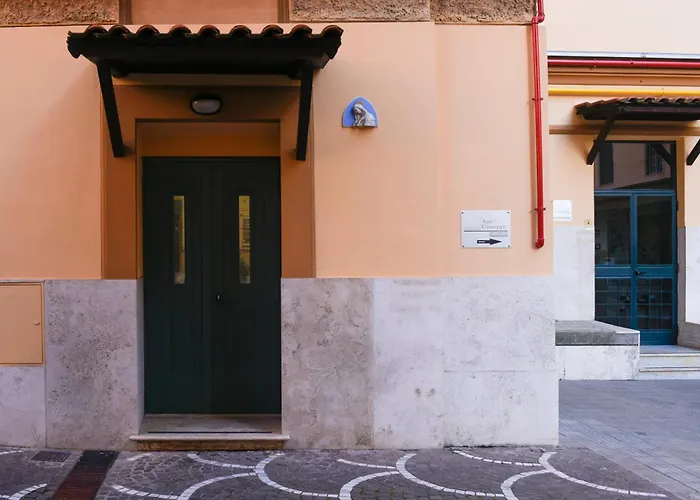 Hotels in Rome ItalyCasa San Giuseppe