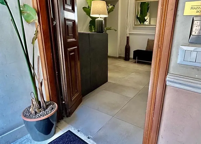 Soha Piazza Di Spagna Boutique Rome