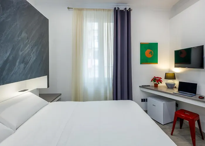 Crossroad Hotel Rome