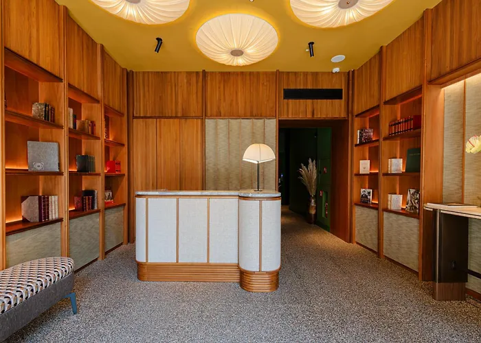 Circle6 Rome Hotel