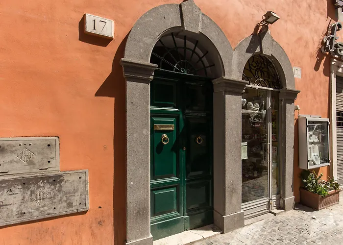 Piccolo Trevi Suites Rome