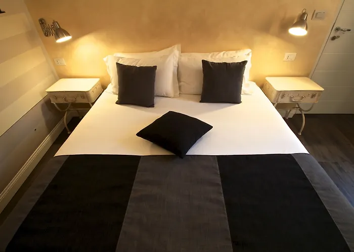 Spagna Secret Rooms Rome