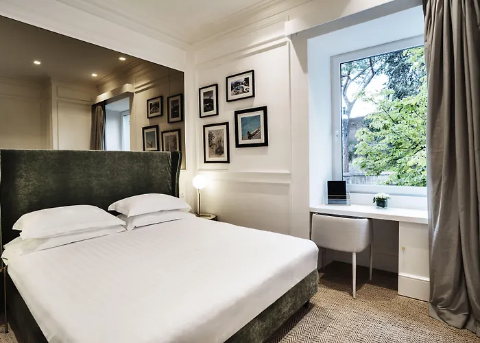 The Shire Hotel Rome