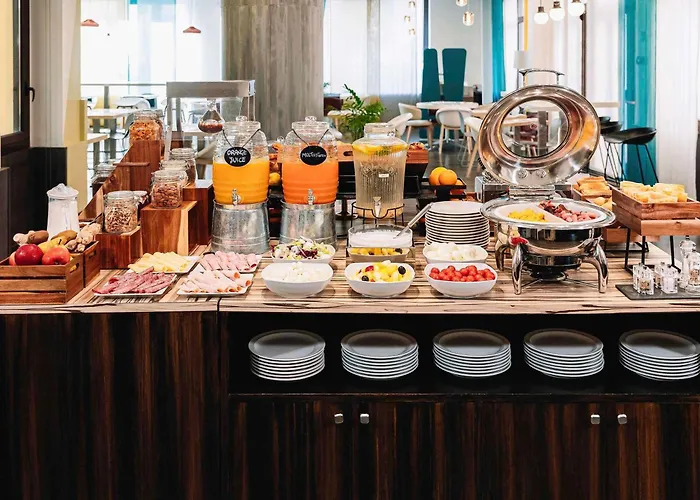 Hotels in Rome ItalyMercure Piazza Bologna