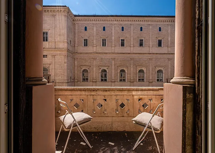 Four Rivers Suites Rome