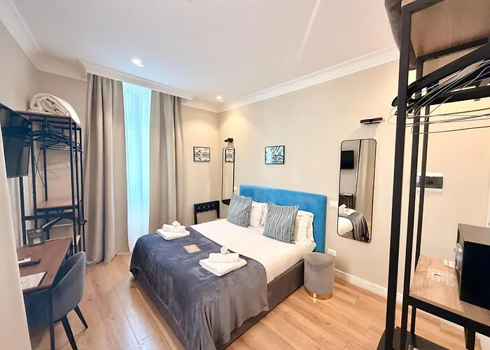 Ad Suites Tritone Rome