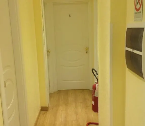 Hotels in Rome ItalyGuglielmo Marconi House