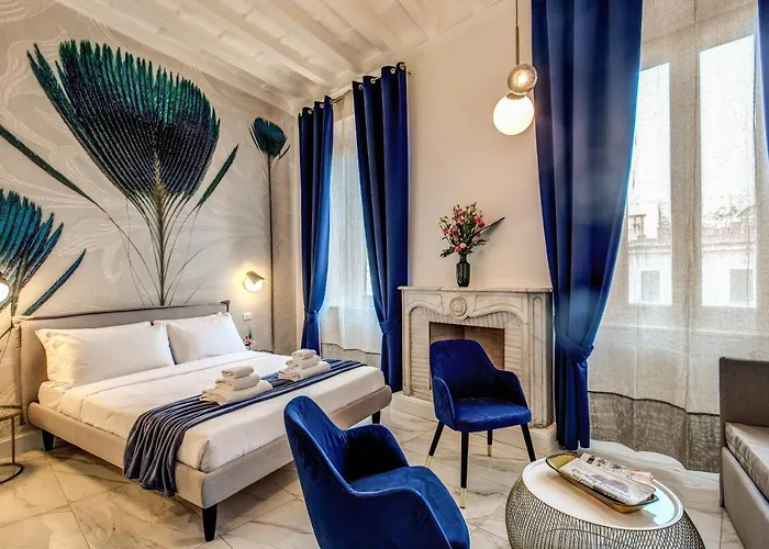 Little Queen Pantheon Rome