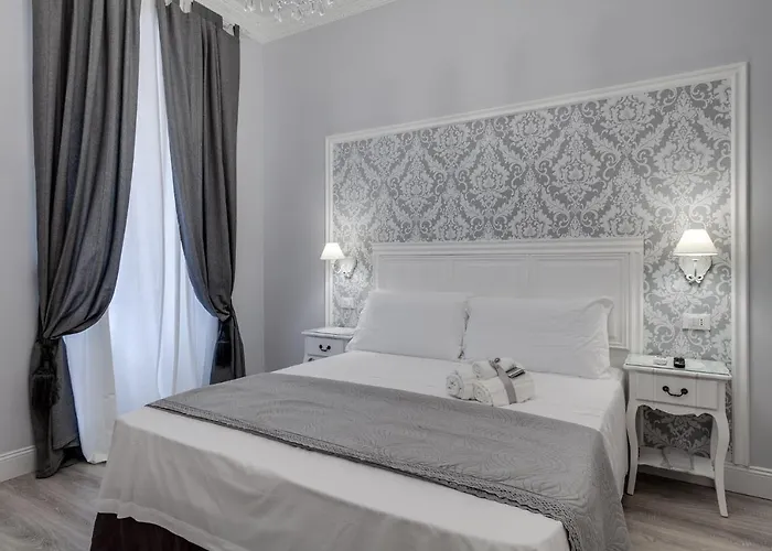 Charme & Chic Luxury Hotel Rome