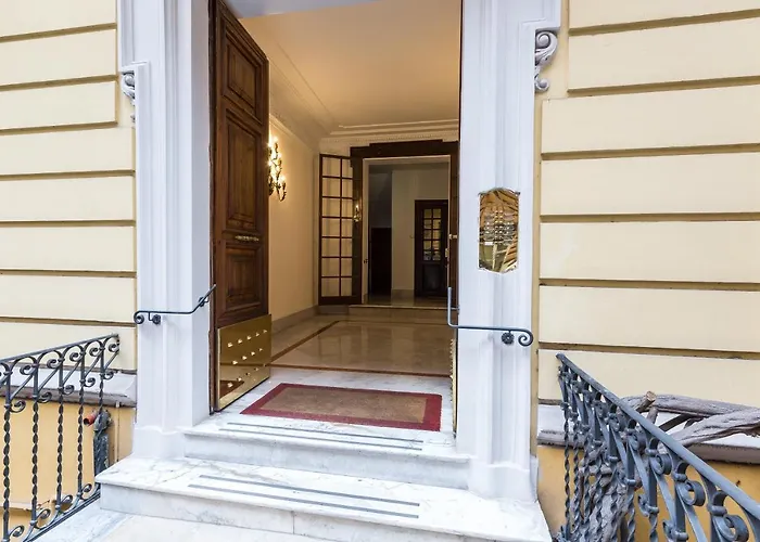 Clementi Portrait Hotel Rome